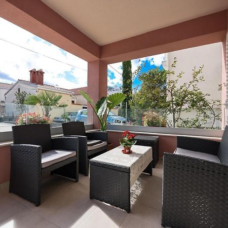 Apartment Puntamika Villa De Rosa - Ground Floor Zadar Zewnętrze zdjęcie