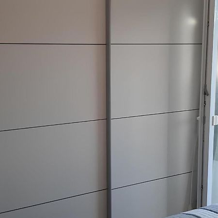 Apartment Puntamika Villa De Rosa - Ground Floor Zadar Zewnętrze zdjęcie