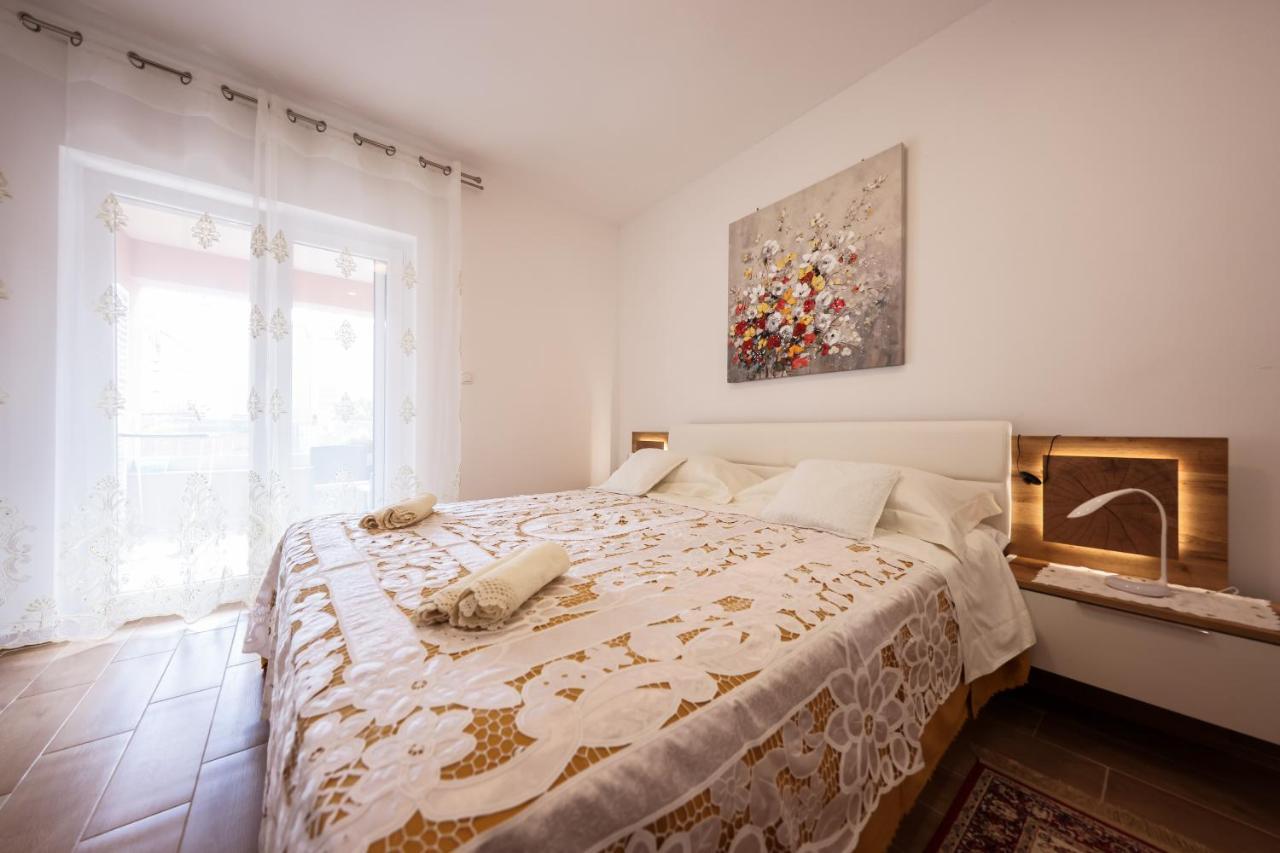 Apartment Puntamika Villa De Rosa - Ground Floor Zadar Zewnętrze zdjęcie